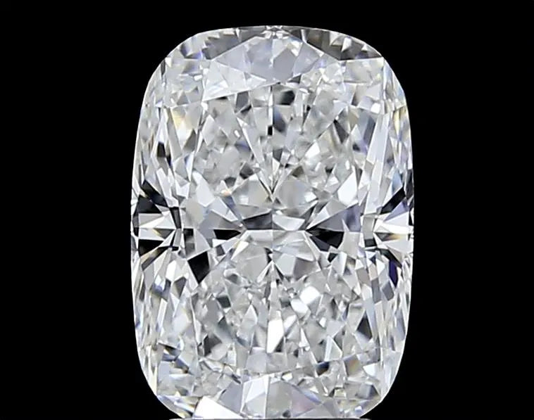 3.52ct Cushion modified Lab Grown Diamond (Colour E, Clarity VVS2, IGI Certified)