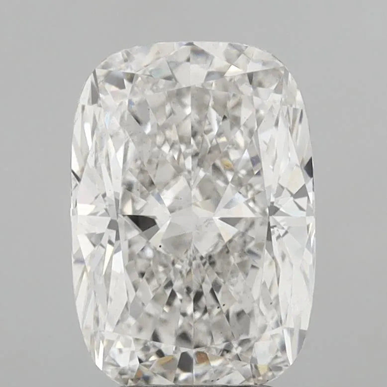 3.52ct Cushion modified Lab Grown Diamond (Colour G, Clarity VS2, IGI Certified)