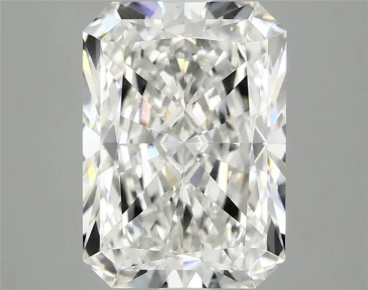 3.56ct Radiant Lab Grown Diamond (Colour G, Clarity VS2, IGI Certified)