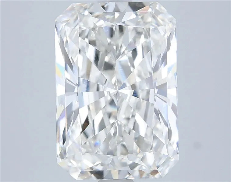 3.57ct Radiant Lab Grown Diamond (Colour F, Clarity VVS2, IGI Certified)