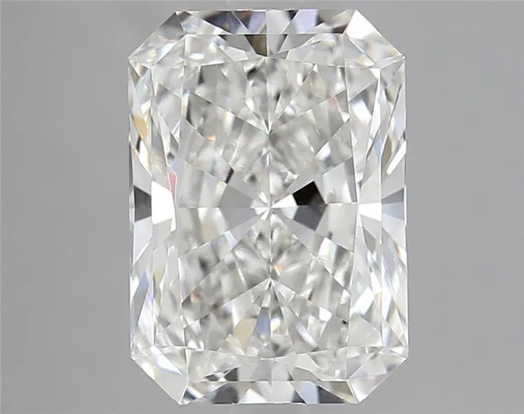 3.57ct Radiant Lab Grown Diamond (Colour F, Clarity VVS2, IGI Certified)