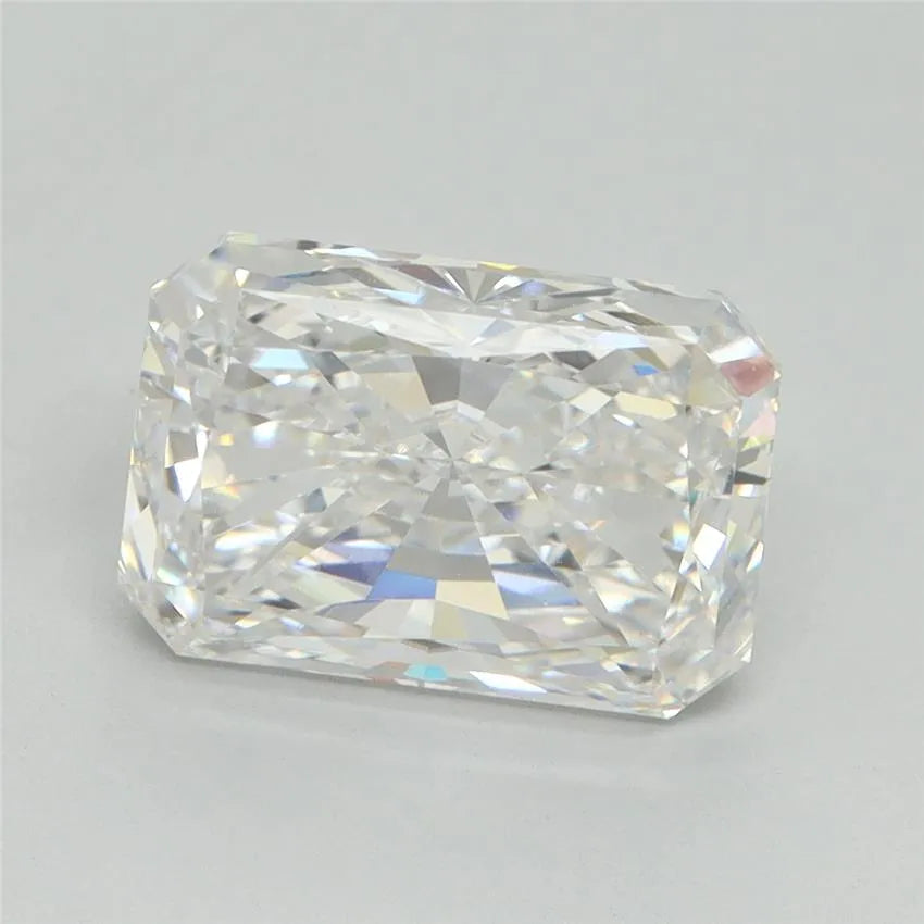 3.58ct Radiant Lab Grown Diamond (Colour E, Clarity VVS2, GIA Certified)