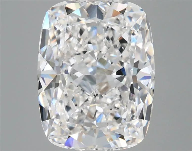 3.60ct Cushion modified Lab Grown Diamond (Colour E, Clarity VVS1, IGI Certified)
