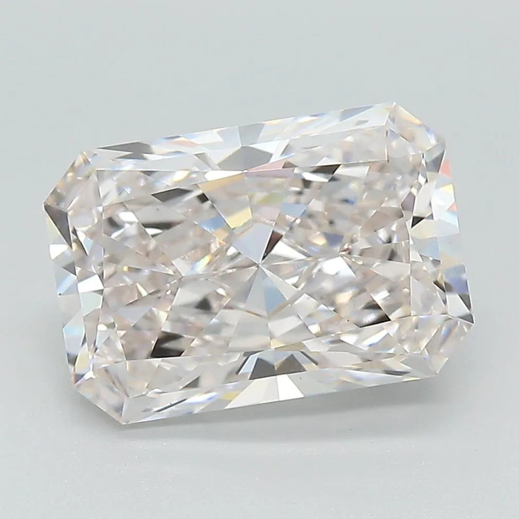 3.60ct Radiant Lab Grown Diamond (Colour G, Clarity VS1, IGI Certified)
