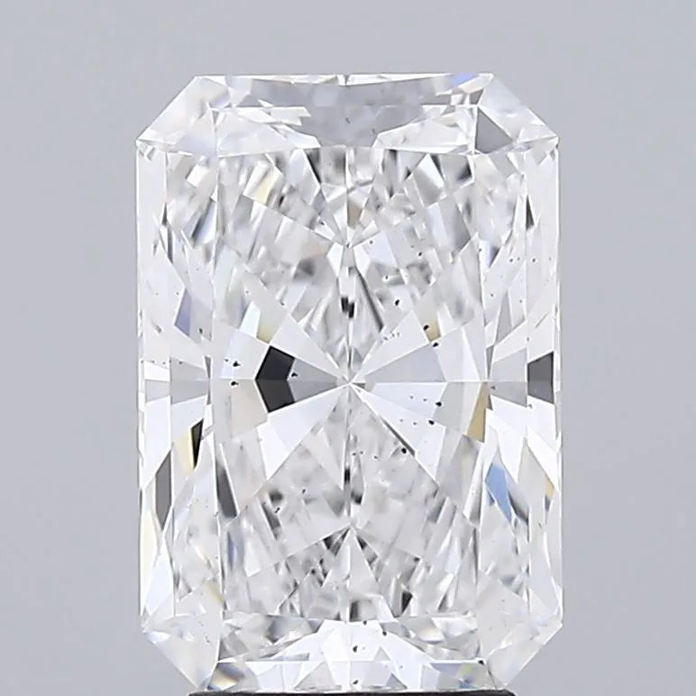 3.63ct Radiant Lab Grown Diamond (Colour E, Clarity SI1, IGI Certified)