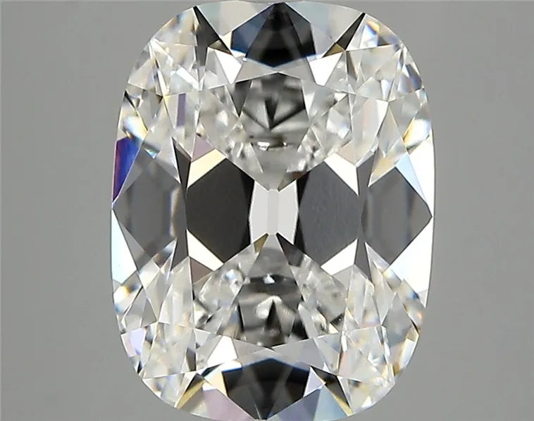 3.66ct Cushion modified Lab Grown Diamond (Colour E, Clarity VVS2, IGI Certified)