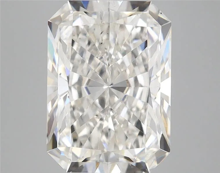 3.71ct Radiant Lab Grown Diamond (Colour G, Clarity VS2, IGI Certified)