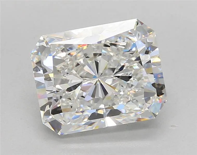 3.75ct Radiant Lab Grown Diamond (Colour E, Clarity VVS2, IGI Certified)