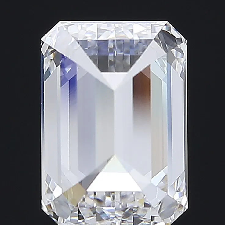 3.84ct Emerald Lab Grown Diamond (Colour D, Clarity VVS2, IGI Certified)