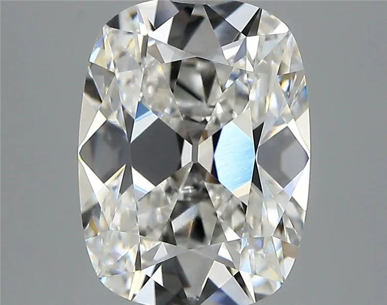 3.85ct Cushion modified Lab Grown Diamond (Colour F, Clarity VVS1, IGI Certified)