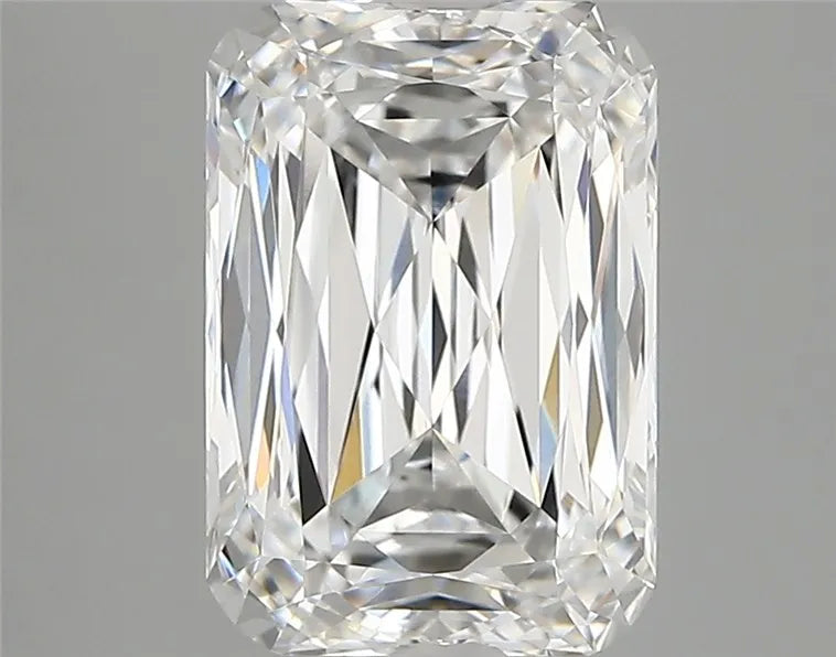 3.91ct Cushion modified Lab Grown Diamond (Colour D, Clarity VVS2, IGI Certified)