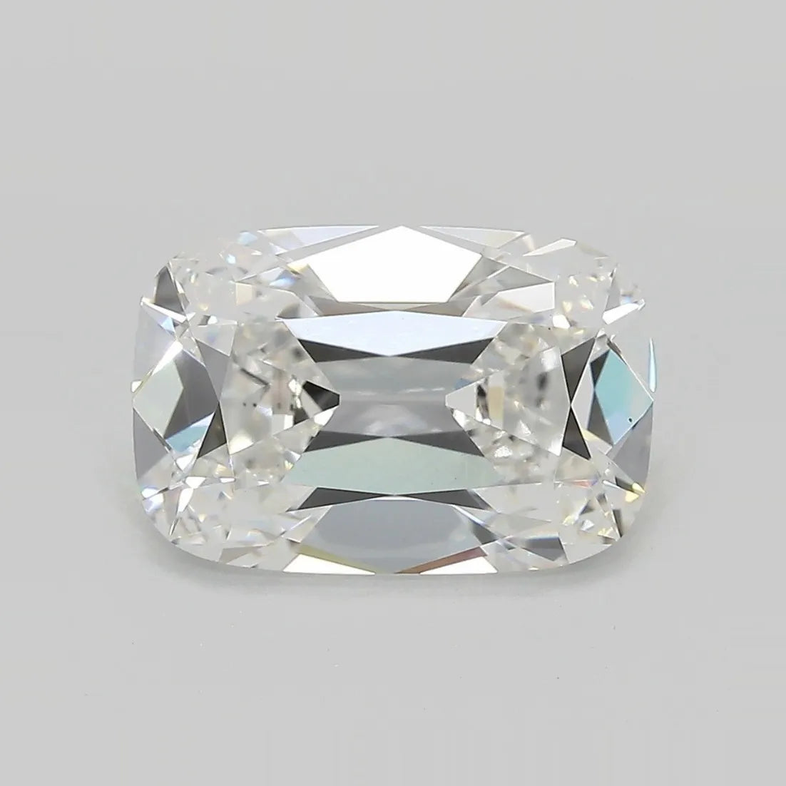 3.94ct Cushion brilliant Lab Grown Diamond (Colour E, Clarity VS1, IGI Certified)