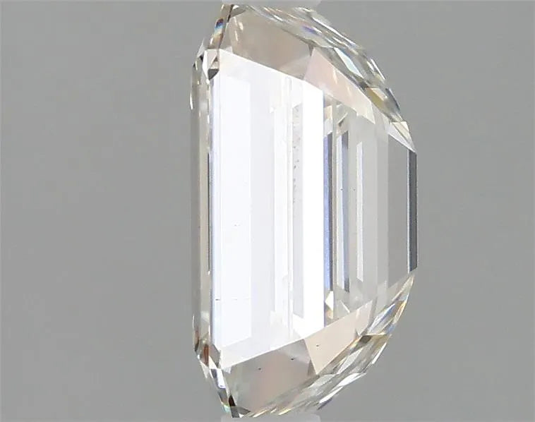 2.53ct Emerald Lab Grown Diamond (Colour H, Clarity VS1, IGI Certified)