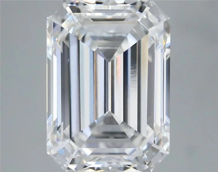 5.10ct Emerald Lab Grown Diamond (Colour E, Clarity VVS2, IGI Certified)