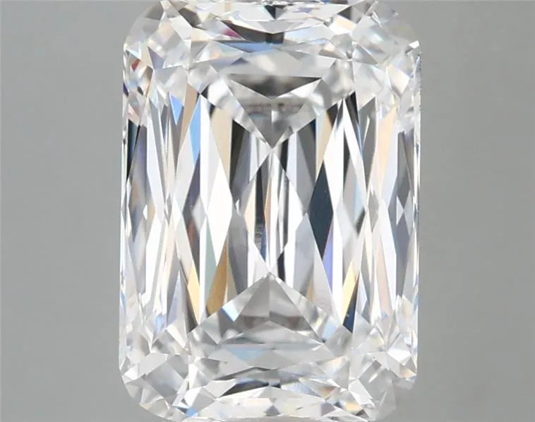 4.00ct Cushion modified Lab Grown Diamond (Colour D, Clarity VVS2, IGI Certified)