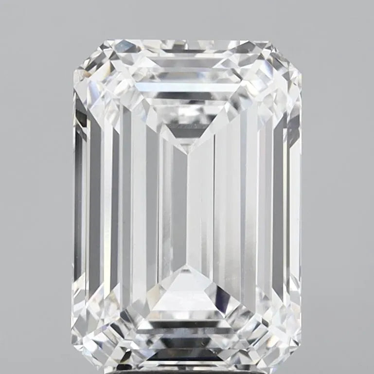 4.00ct Emerald Lab Grown Diamond (Colour D, Clarity VS1, IGI Certified)