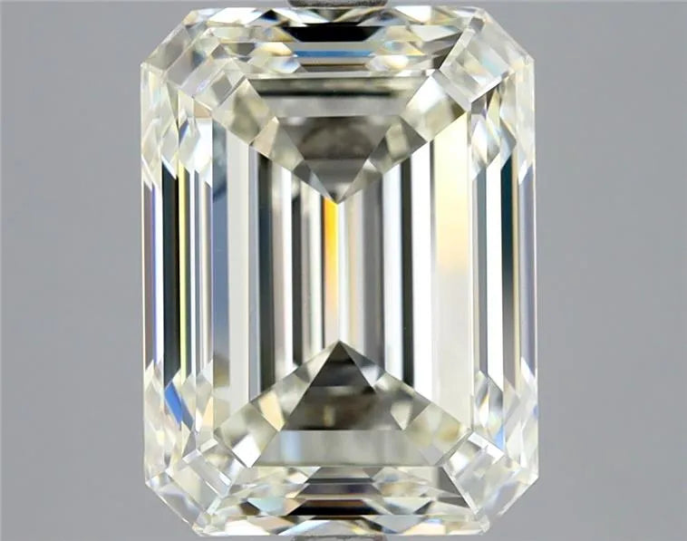 4.00ct Emerald Natural Diamond (Colour J, Clarity VS1, HRD Certified)