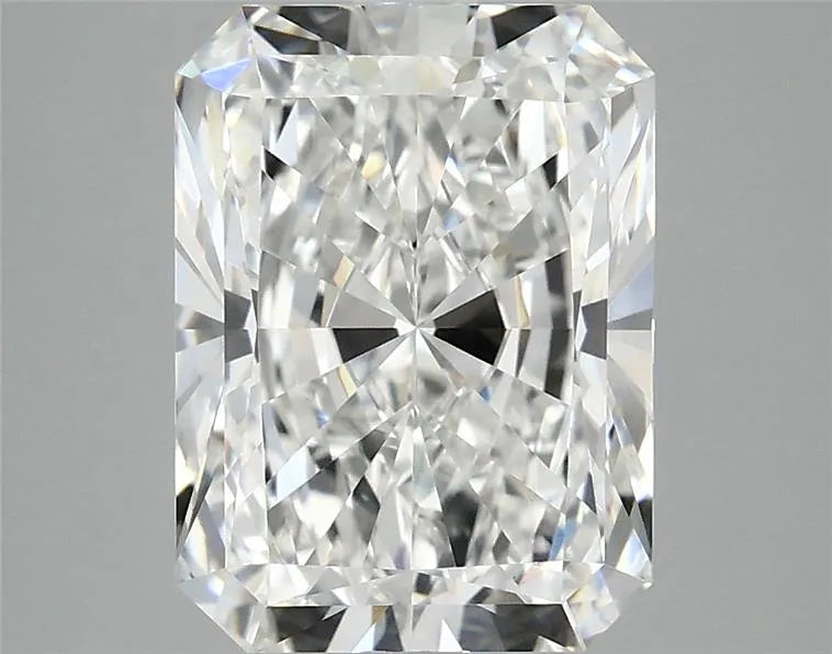 4.00ct Radiant Lab Grown Diamond (Colour E, Clarity VVS2, IGI Certified)