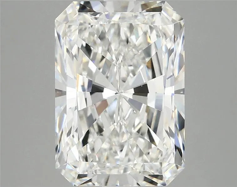 4.00ct Radiant Lab Grown Diamond (Colour E, Clarity VVS2, IGI Certified)