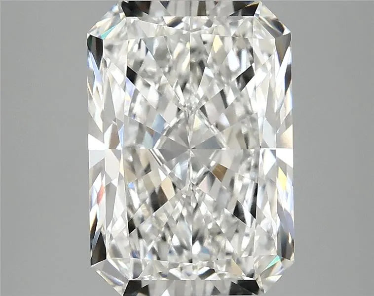 4.00ct Radiant Lab Grown Diamond (Colour F, Clarity VVS2, IGI Certified)
