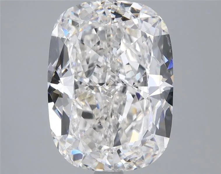 4.01ct Cushion modified Lab Grown Diamond (Colour E, Clarity VS2, IGI Certified)