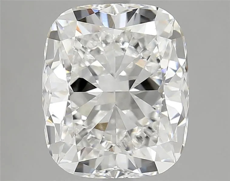 4.01ct Cushion modified Lab Grown Diamond (Colour E, Clarity VVS2, IGI Certified)