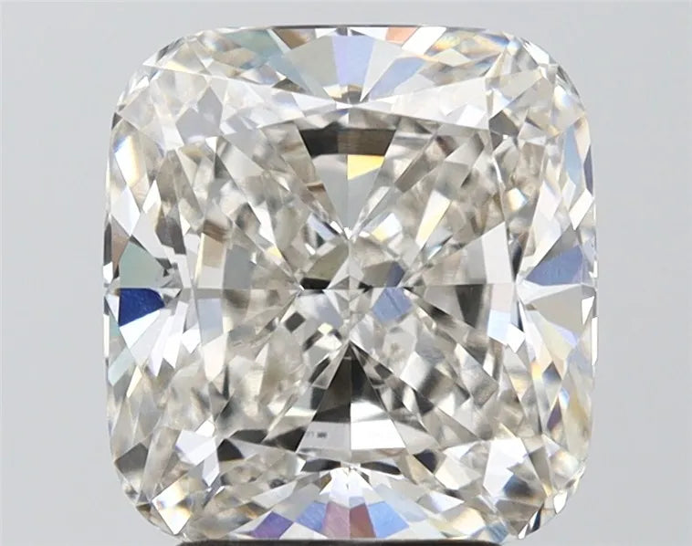 4.01ct Cushion modified Lab Grown Diamond (Colour G, Clarity VVS2, IGI Certified)