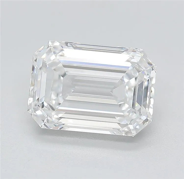 4.01ct Emerald Lab Grown Diamond (Colour D, Clarity VVS1, Cut EX, IGI Certified)