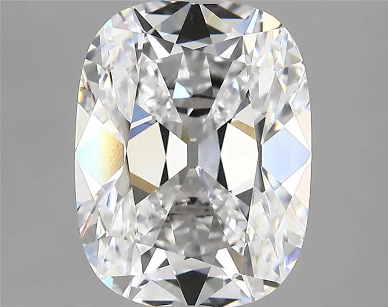 4.02ct Cushion modified Lab Grown Diamond (Colour D, Clarity VVS2, IGI Certified)
