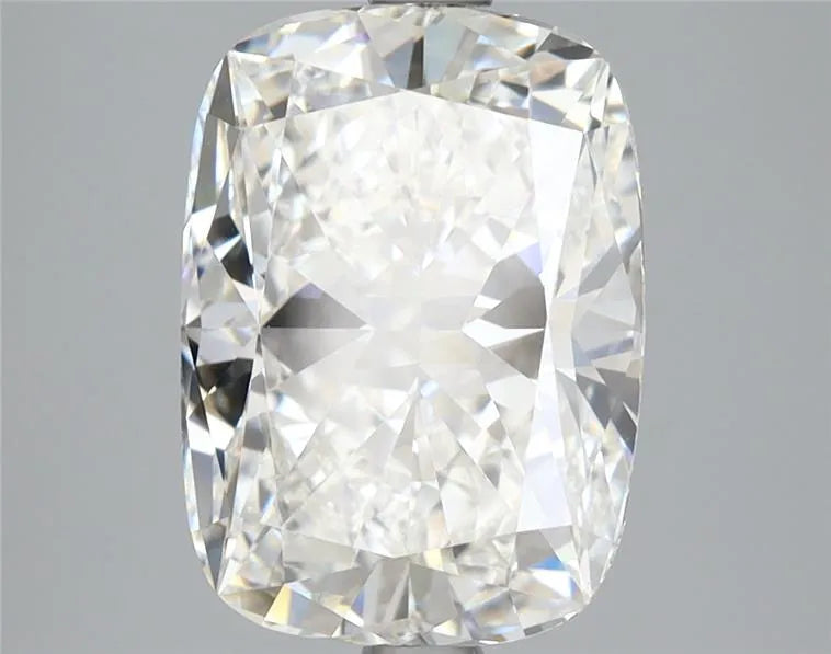 4.02ct Cushion modified Lab Grown Diamond (Colour E, Clarity VVS2, IGI Certified)