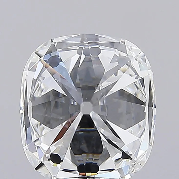 4.02ct Cushion modified Lab Grown Diamond (Colour E, Clarity VVS2, IGI Certified)