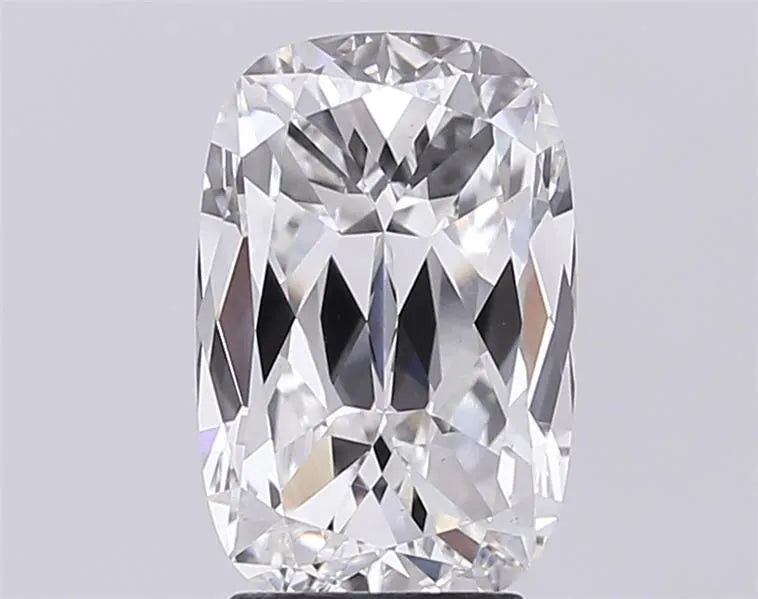 4.02ct Cushion modified Lab Grown Diamond (Colour G, Clarity VVS1, IGI Certified)
