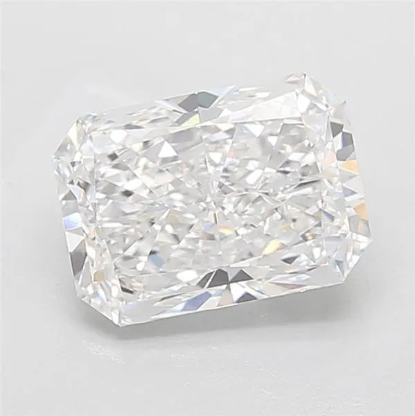 4.02ct Radiant Lab Grown Diamond (Colour D, Clarity VVS1, IGI Certified)