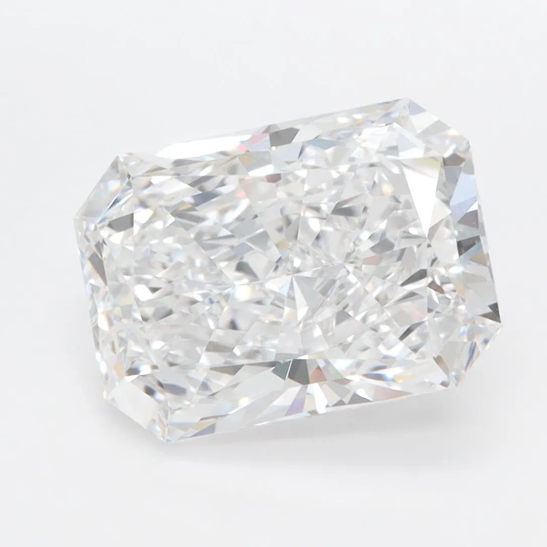 4.02ct Radiant Lab Grown Diamond (Colour D, Clarity VVS2, IGI Certified)