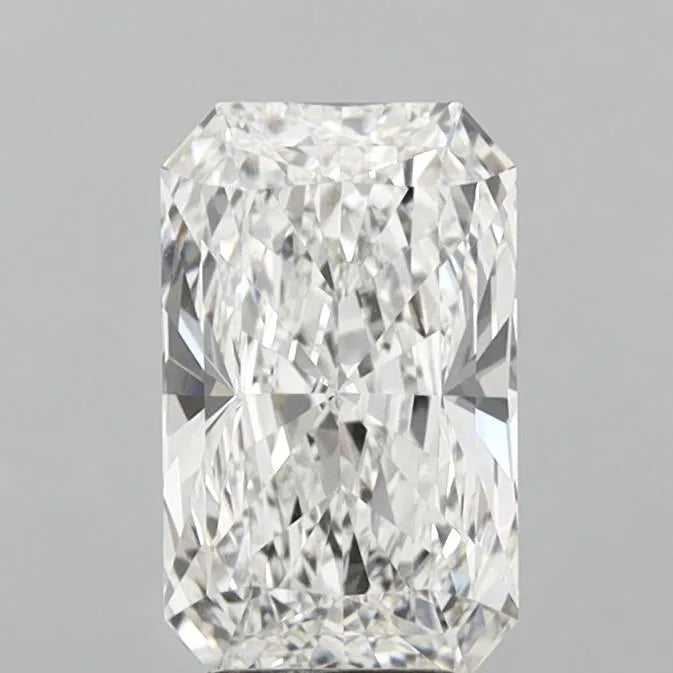 4.02ct Radiant Lab Grown Diamond (Colour F, Clarity VVS2, IGI Certified)