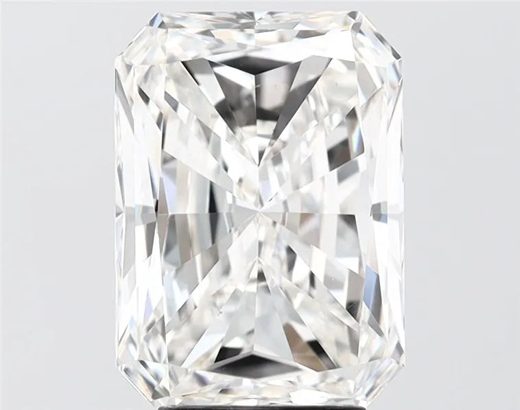 4.02ct Radiant Lab Grown Diamond (Colour G, Clarity VS1, IGI Certified)