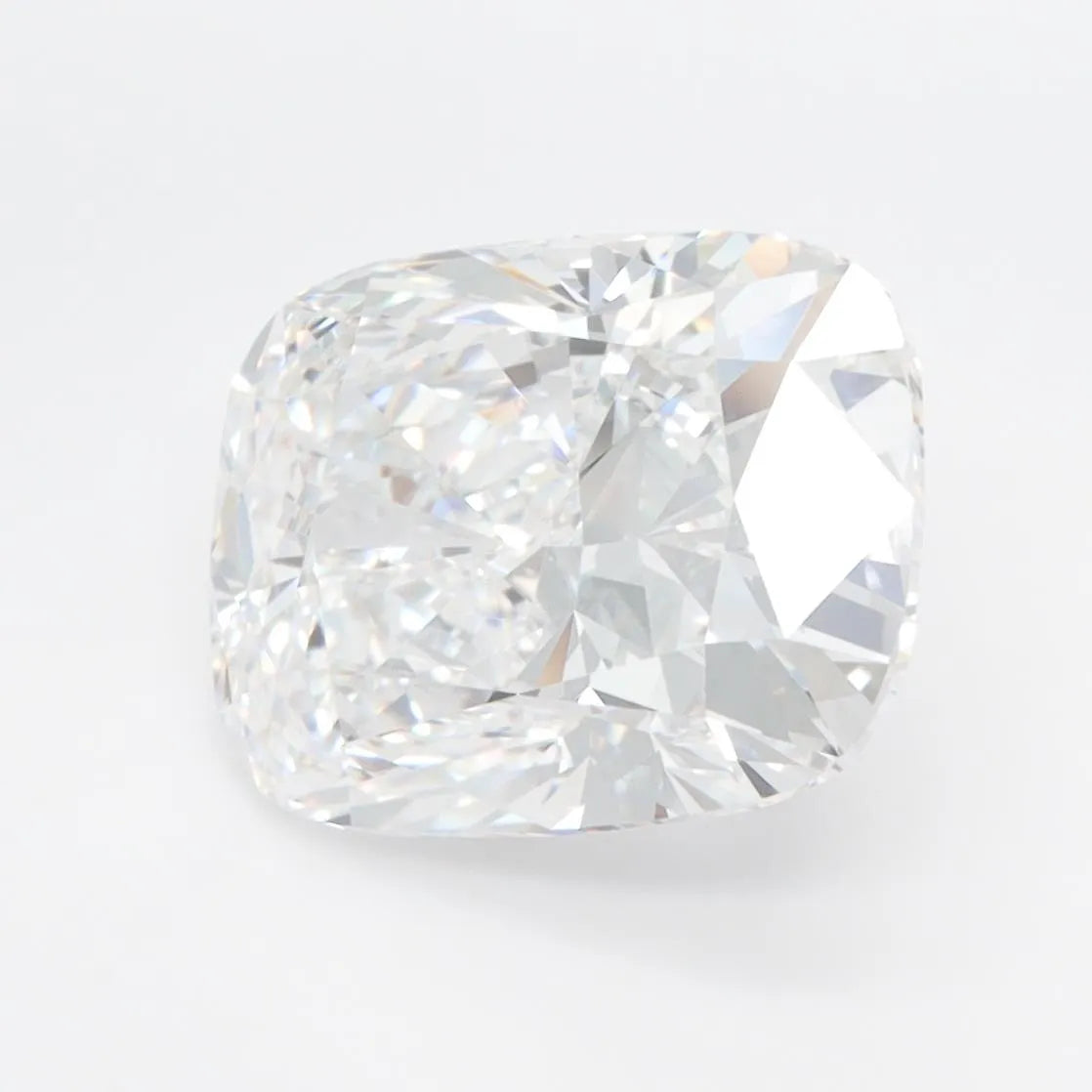 4.03ct Cushion modified Lab Grown Diamond (Colour D, Clarity VVS1, IGI Certified)