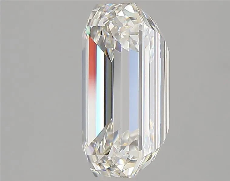 4.03ct Emerald Lab Grown Diamond (Colour G, Clarity VVS2, IGI Certified)