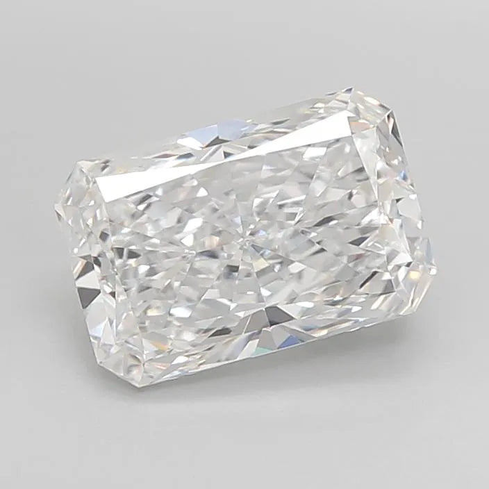 4.03ct Radiant Lab Grown Diamond (Colour D, Clarity VVS1, IGI Certified)