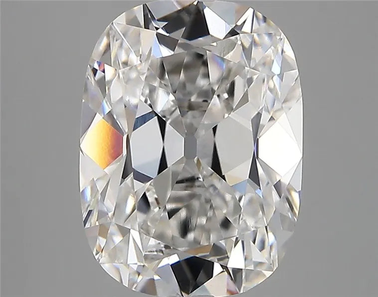 4.04ct Cushion modified Lab Grown Diamond (Colour D, Clarity VVS2, IGI Certified)