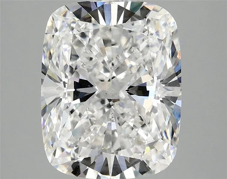 4.04ct Cushion modified Lab Grown Diamond (Colour E, Clarity VS2, IGI Certified)
