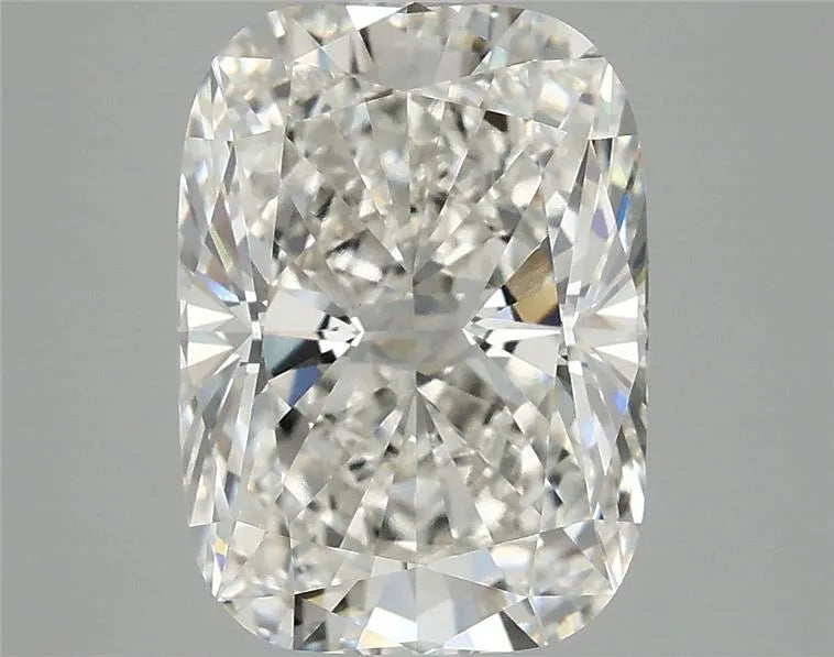 4.04ct Cushion modified Lab Grown Diamond (Colour G, Clarity VVS2, IGI Certified)