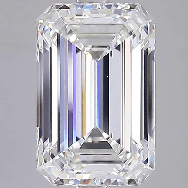 4.04ct Emerald Lab Grown Diamond (Colour F, Clarity VVS2, IGI Certified)