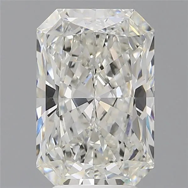 4.04ct Radiant Lab Grown Diamond (Colour F, Clarity VVS2, IGI Certified)
