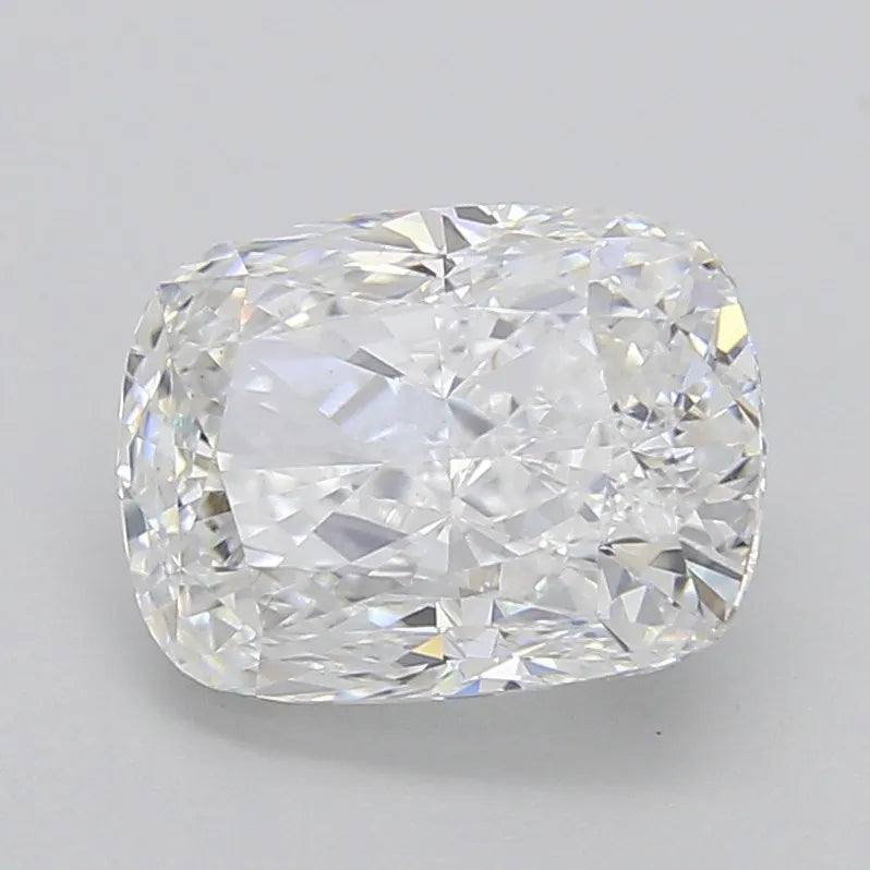 4.05ct Cushion modified Lab Grown Diamond (Colour D, Clarity VS1, IGI Certified)