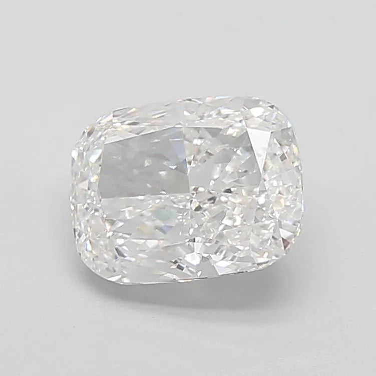 4.05ct Cushion modified Lab Grown Diamond (Colour E, Clarity VVS1, IGI Certified)
