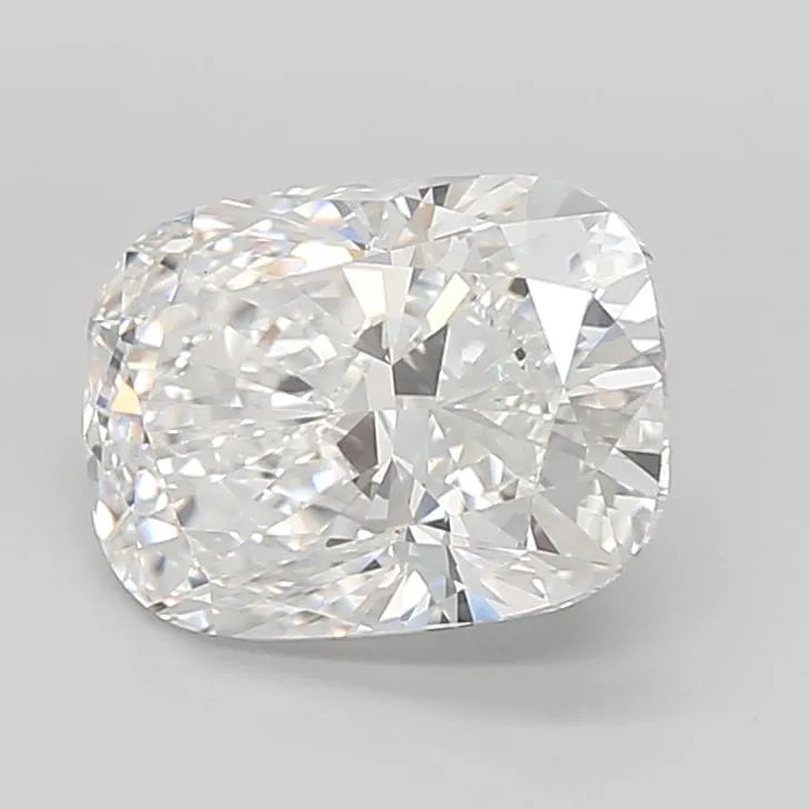 4.05ct Cushion modified Lab Grown Diamond (Colour E, Clarity VVS2, IGI Certified)