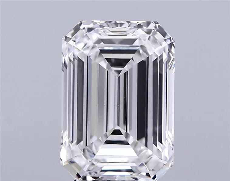 4.05ct Emerald Lab Grown Diamond (Colour F, Clarity VS1, IGI Certified)