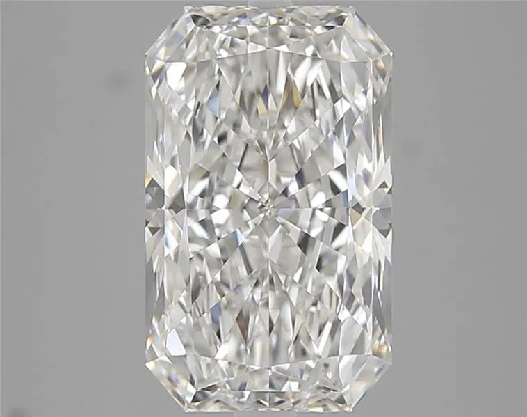 4.05ct Radiant Lab Grown Diamond (Colour F, Clarity VVS1, IGI Certified)