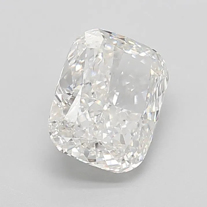 4.06ct Cushion modified Lab Grown Diamond (Colour E, Clarity VVS1, IGI Certified)